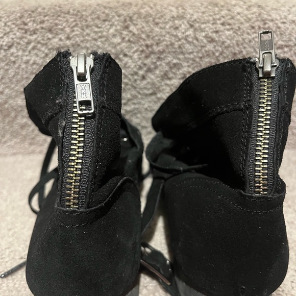 Combat Boots - Picture 6 of 12